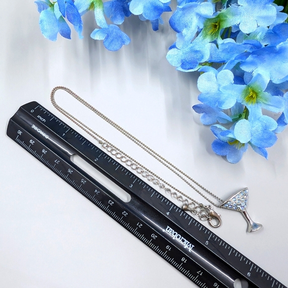 Genuine Blue Crystal Martini Glass Pendant Silver Plated Vintage Necklace - Picture 4 of 4